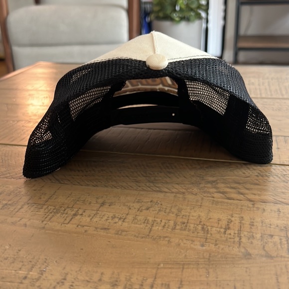 Coors Light Cold Filtered MeshBack Hat - Picture 3 of 7